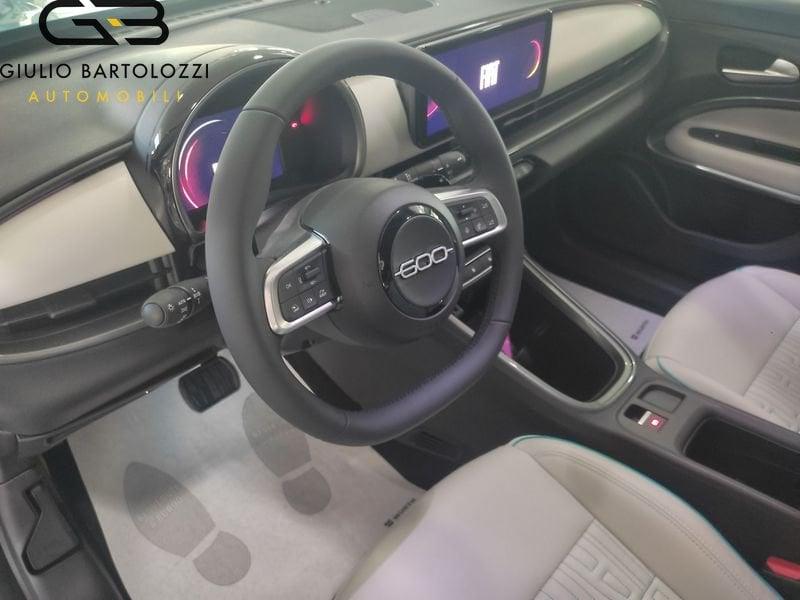 FIAT 600 1.2 Hybrid 145cv La Prima