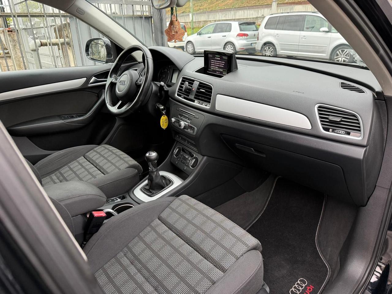 Audi Q3 2.0 TDI 150 CV Business