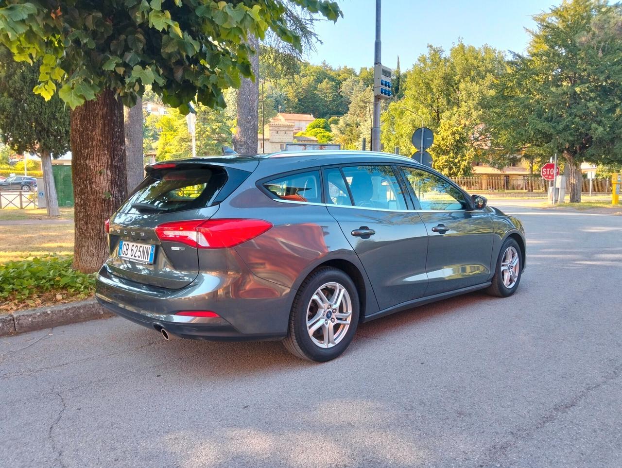 Ford Focus Hybrid ecoboost