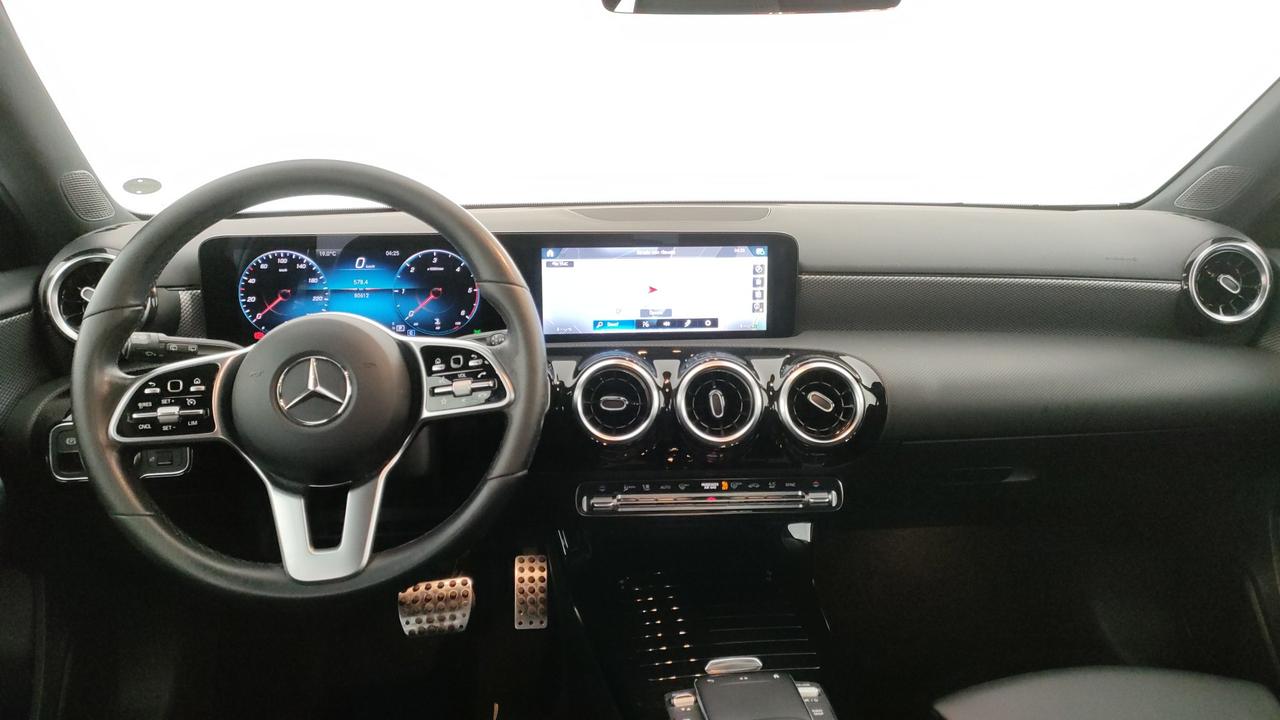 Mercedes-Benz Classe A - W177 2018 - A 180 d Sport auto