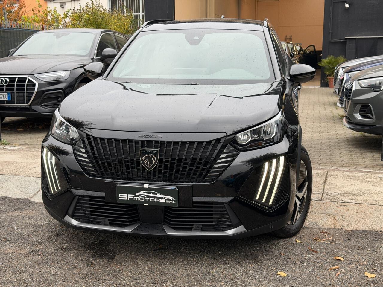 Peugeot 2008 PureTech 100 S&S Allure Black Edition