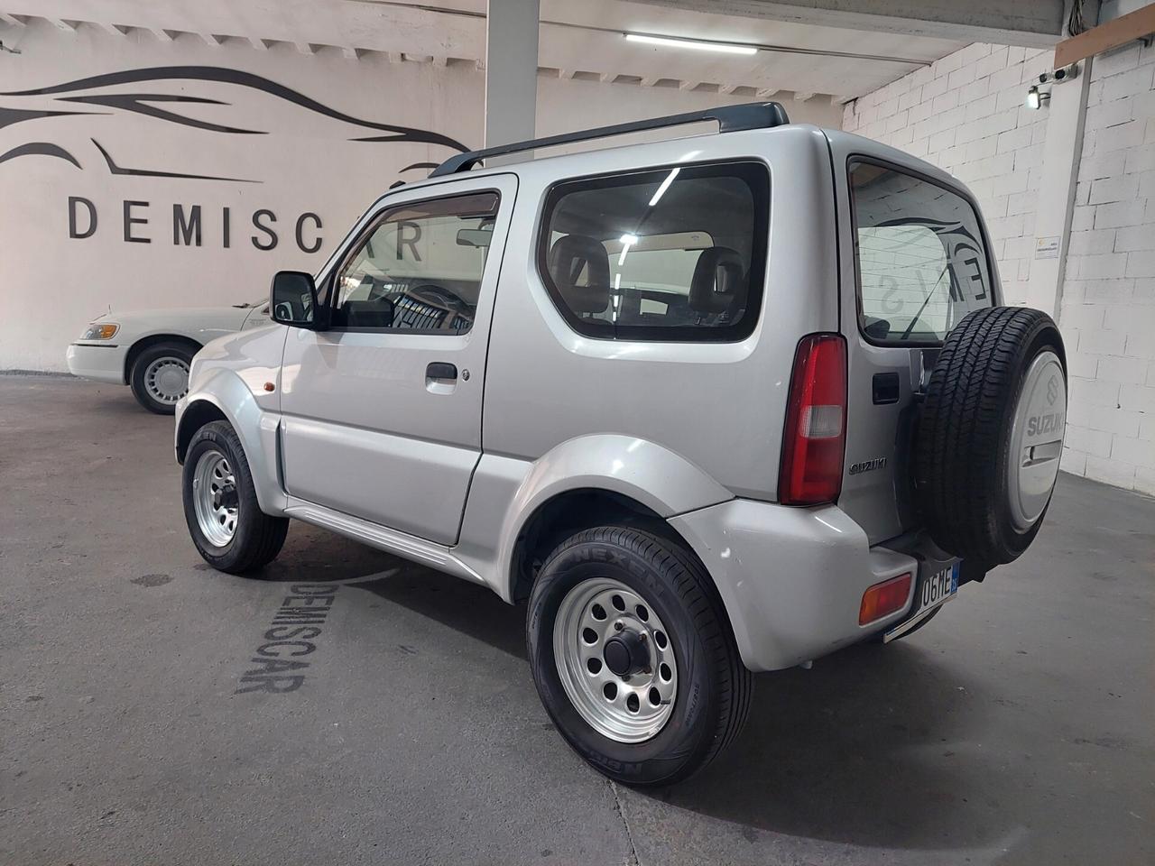 Suzuki Jimny 1.3i 16V cat 4WD JLX