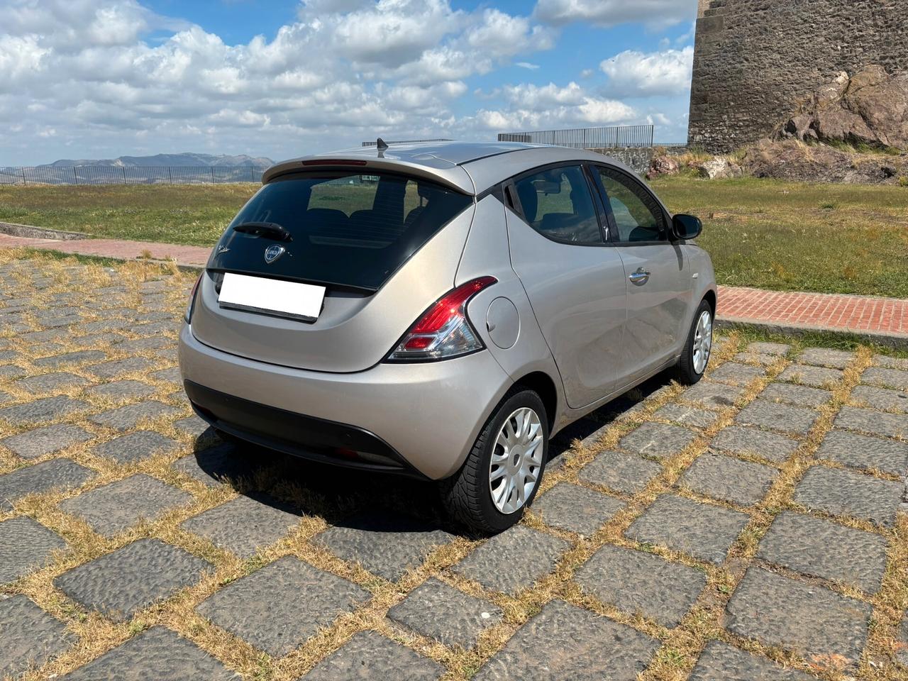 Lancia Ypsilon 1.2 Gold