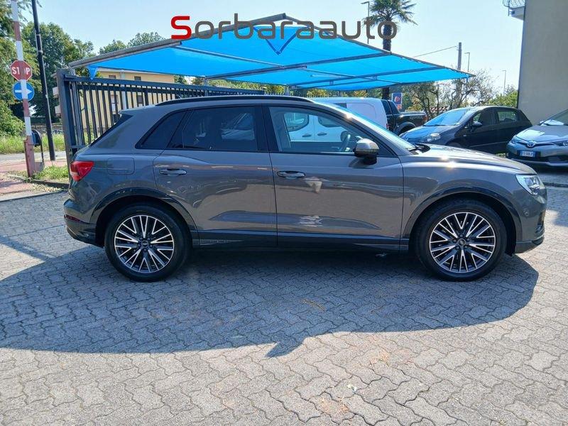 Audi Q3 Q3 40 2.0 tfsi Business Advanced quattro s-tronic.