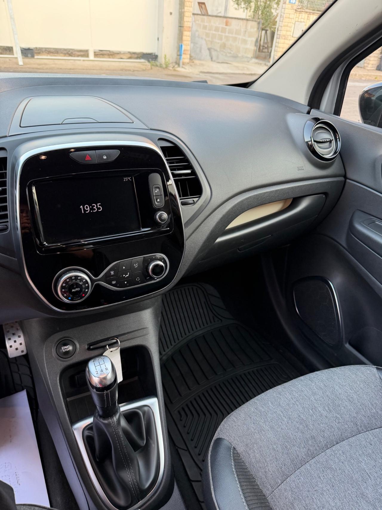 Renault Captur 90 CV Sport Edition-2019