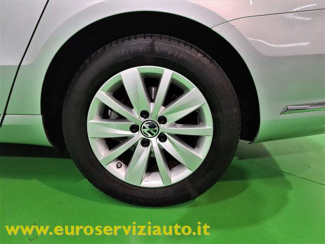VOLKSWAGEN Passat VARIANT. 1.6 TDI DSG Comfortline