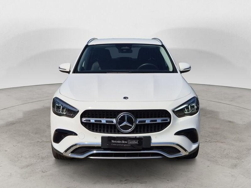 Mercedes-Benz GLA 180 d Progressive Advanced auto