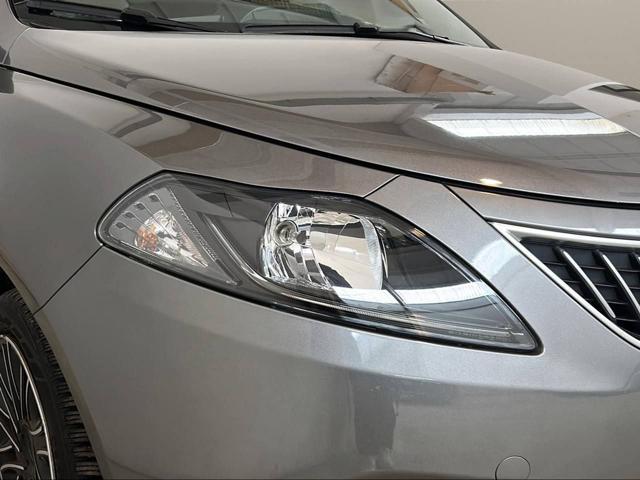 LANCIA Ypsilon 1.0 FireFly 5 porte S&S Hybrid Ecochic Gold