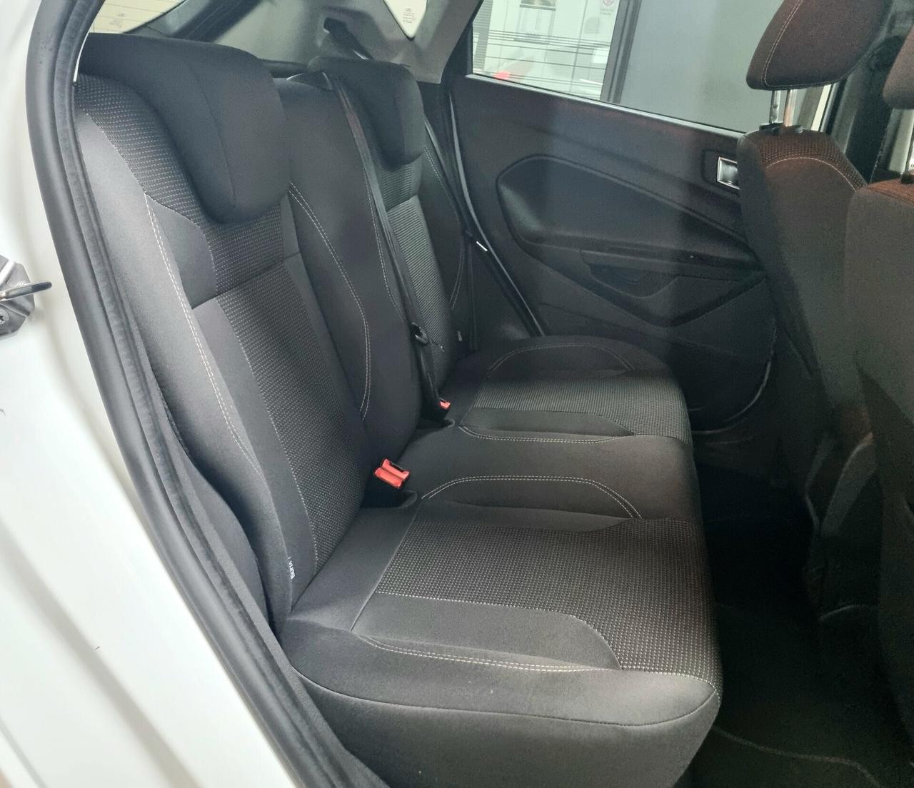 FORD FIESTA 1.4 5p. GPL 95CV BUSINESS