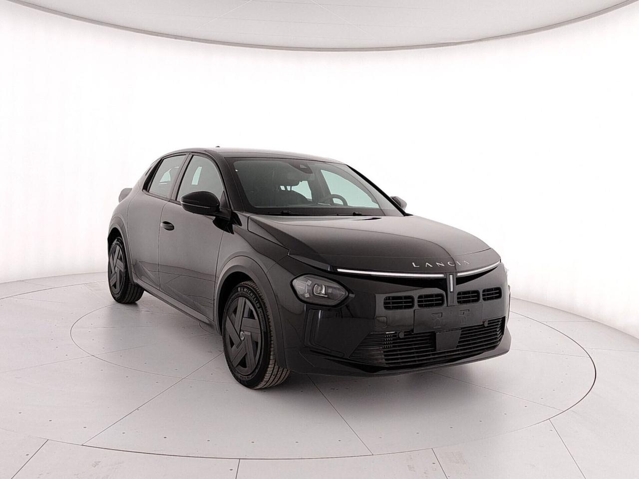 Lancia Ypsilon Hybrid e-DCT 100Cv