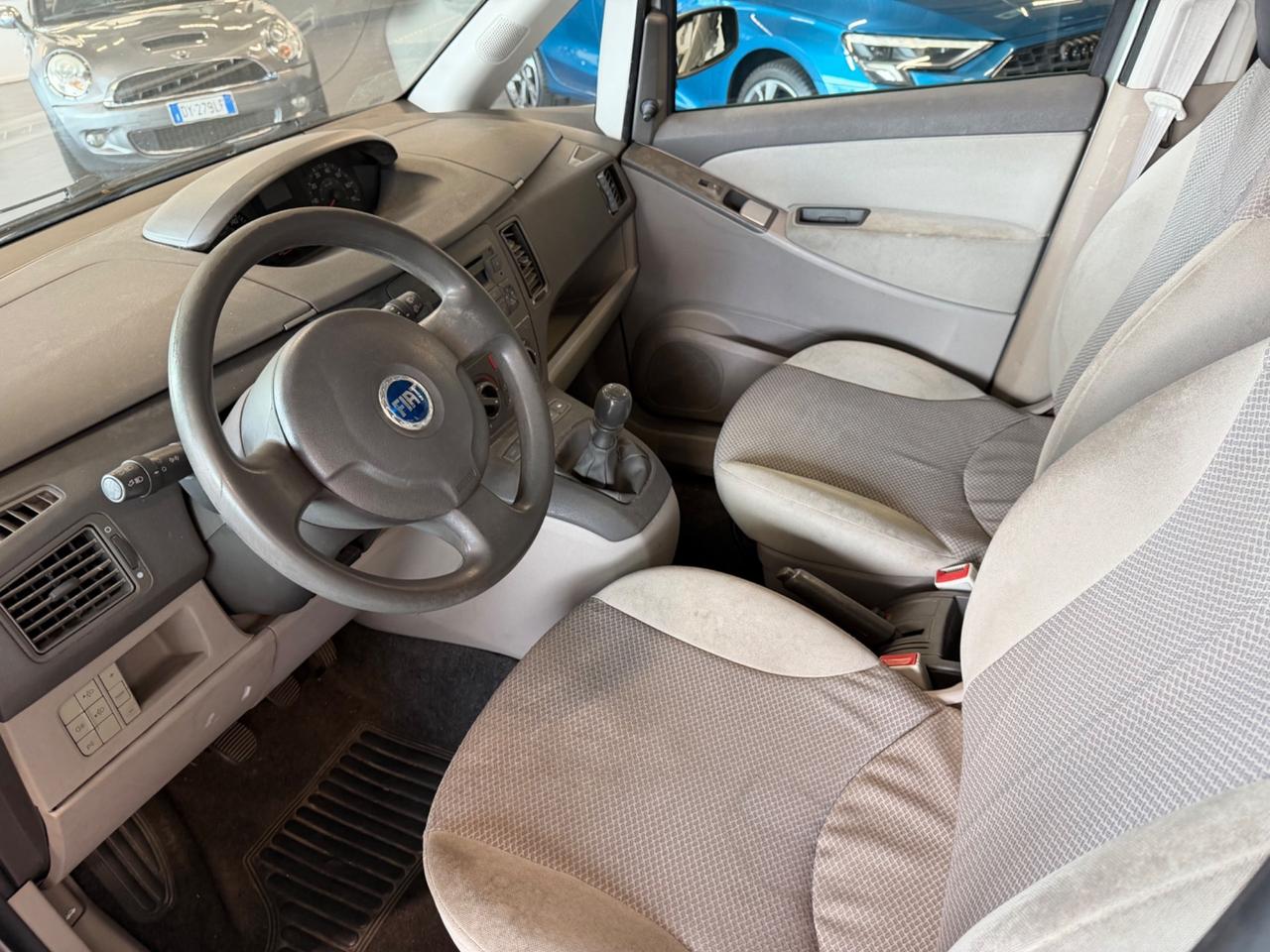 Fiat Idea 1.4 16V Emotion