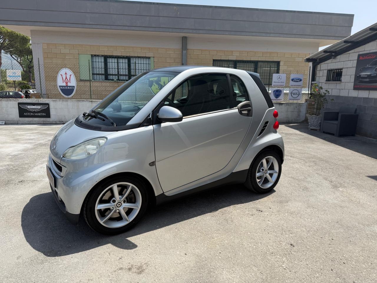 Smart ForTwo 1000 52 kW MHD coupé passion