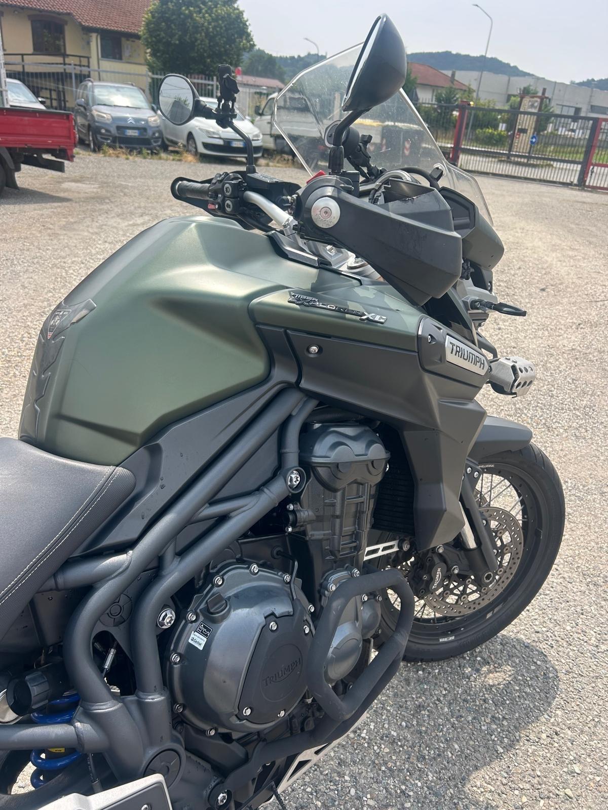 903 Triumph explorer 1200 del 2015 in saldo