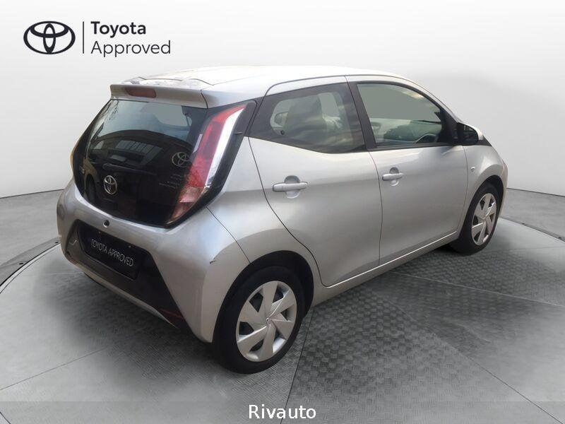Toyota Aygo Aygo 1.0 VVT-i 69 CV 5 porte x-play TSS