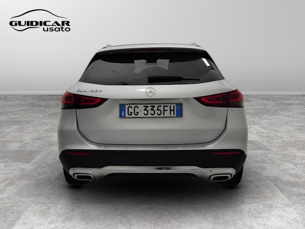 Mercedes-Benz GLA-H247 2020 - GLA 180 d Sport auto