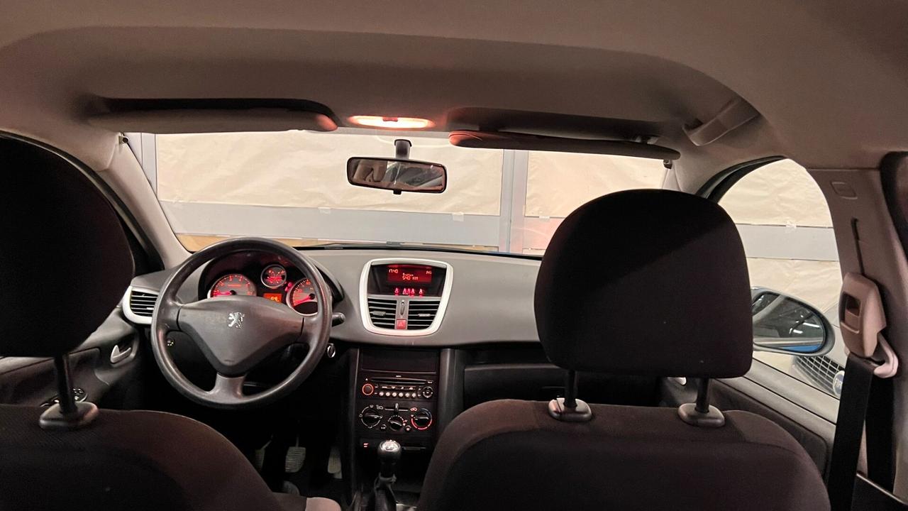 Peugeot 207 1.4 8V 75CV 5p. X Line ECO GPL