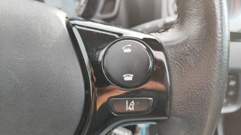 Toyota Aygo Aygo Connect 1.0 VVT-i 72 CV 5 porte x-wave