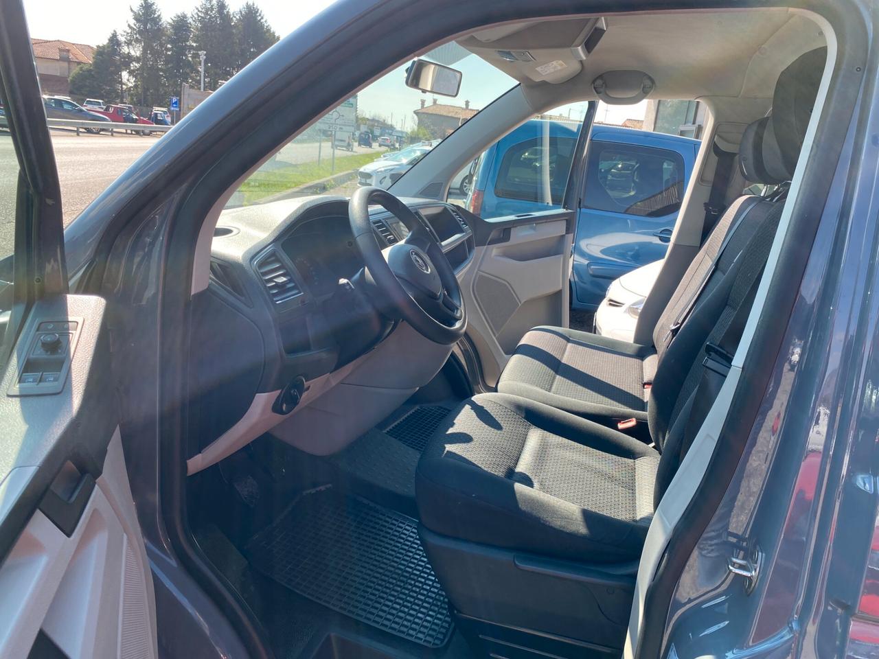 Volkswagen Transporter 2.0 TDI 150CV PC Kombi caravelle multivan