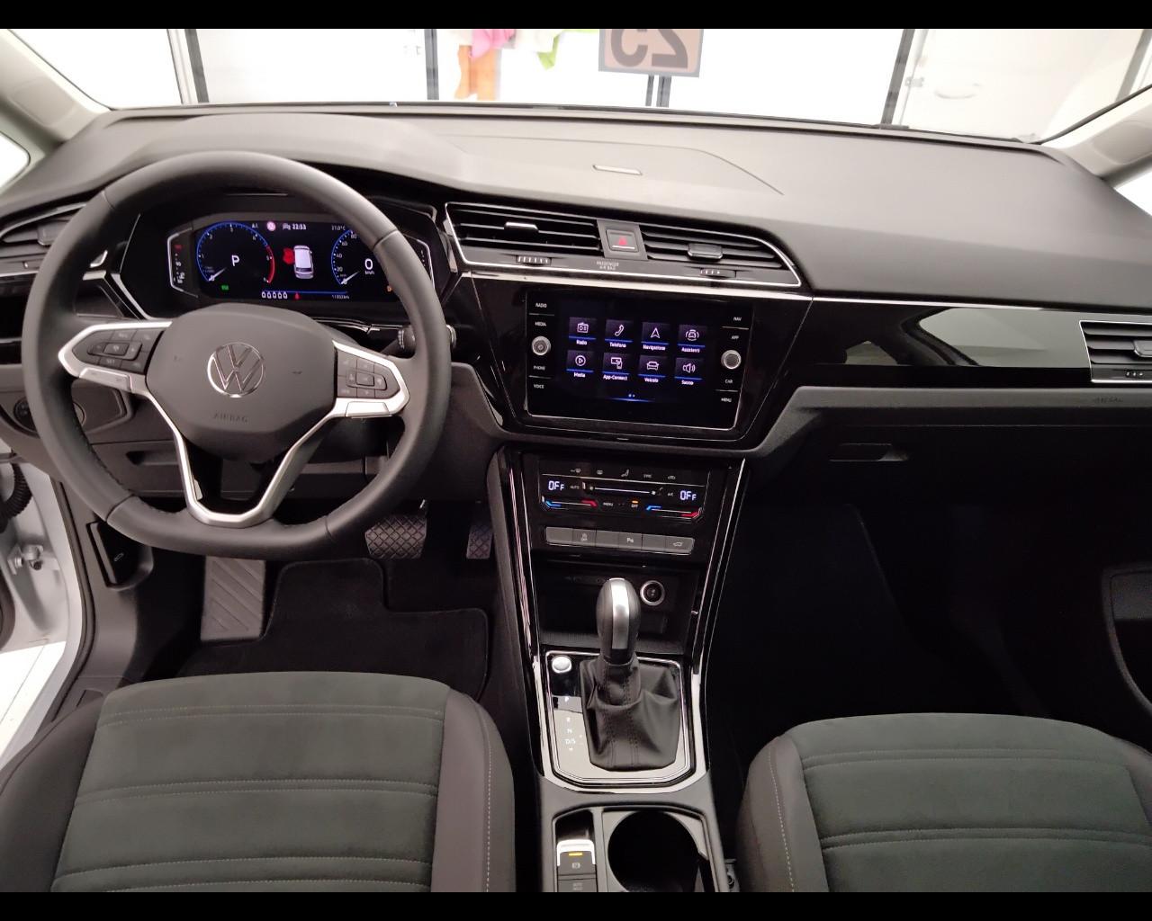 VOLKSWAGEN Touran III 2015 - Touran 2.0 tdi Executive dsg