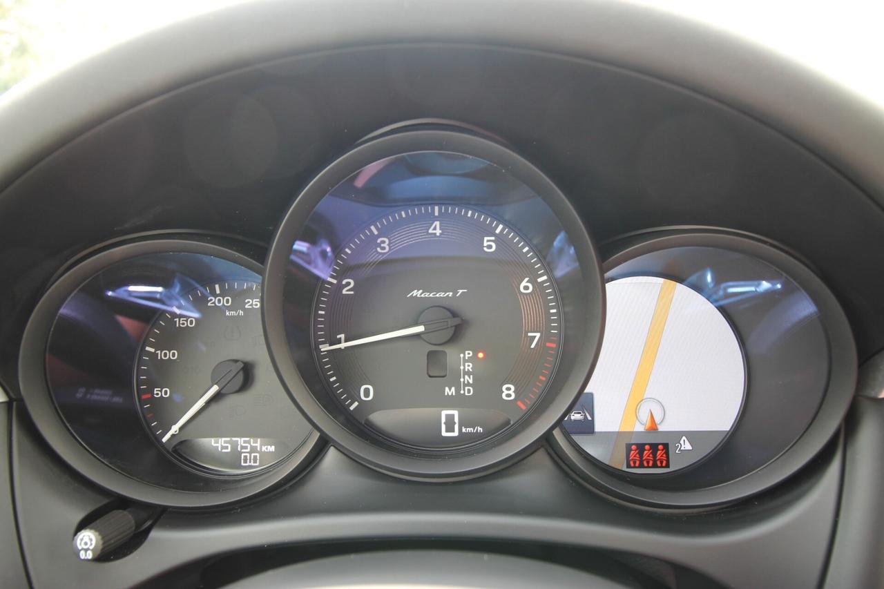 Porsche Macan 2.0 T 265cv PDK | Tetto-21"-Chrono-360°|2023