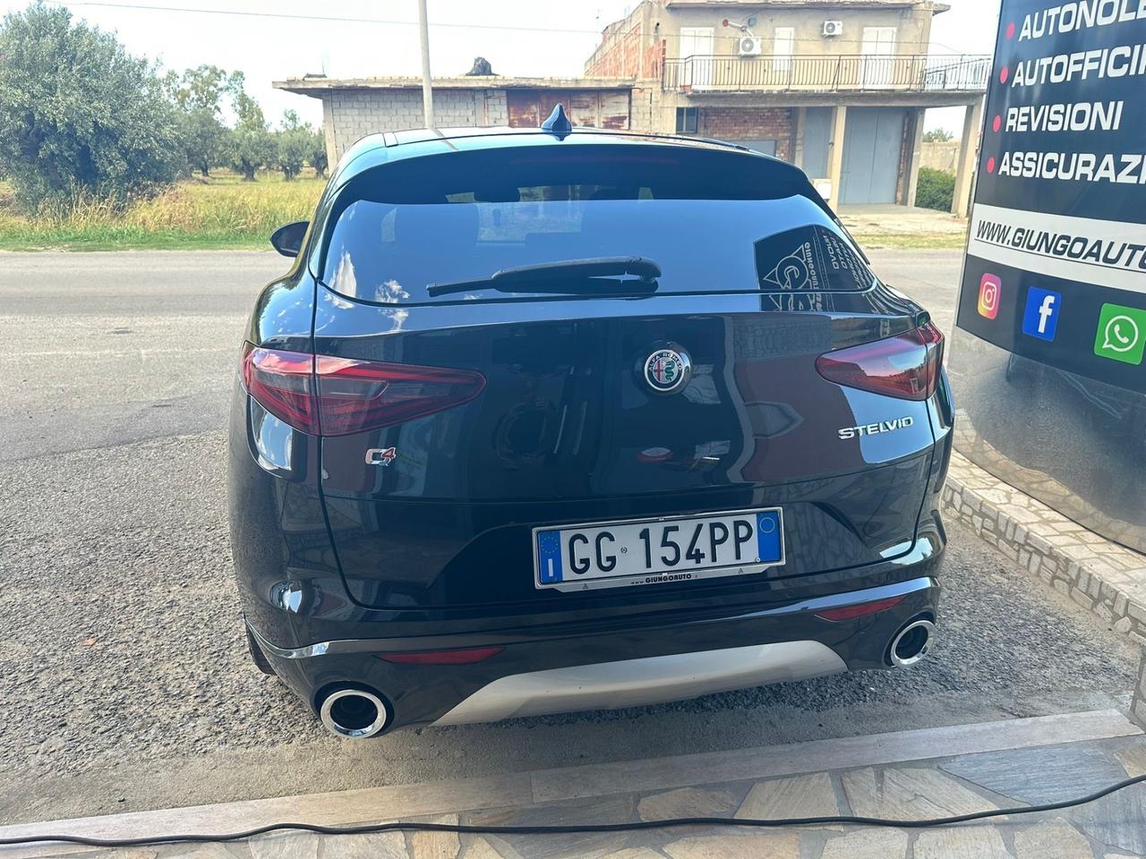 Alfa Romeo Stelvio 2.2 Turbodiesel 210 CV AT8 Q4 Ti