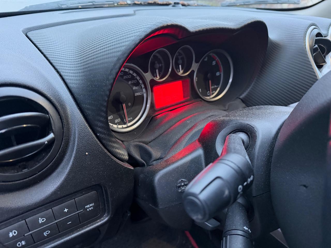 Alfa Romeo MiTo 1.6 JTDm 16V Distinctive Premium Pack