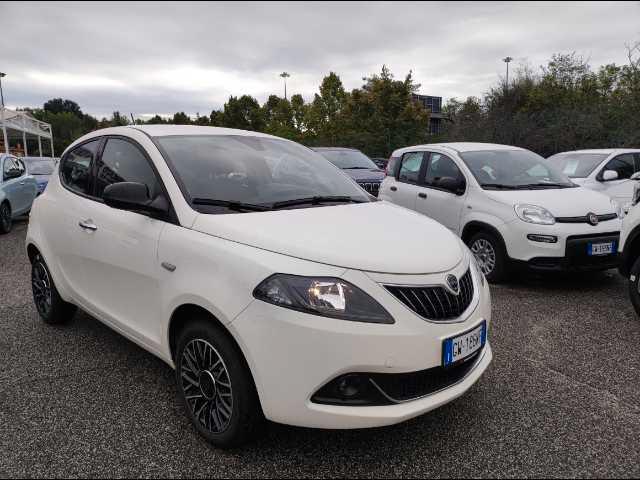 LANCIA Ypsilon 1.0 firefly hybrid Platino s&s 70cv