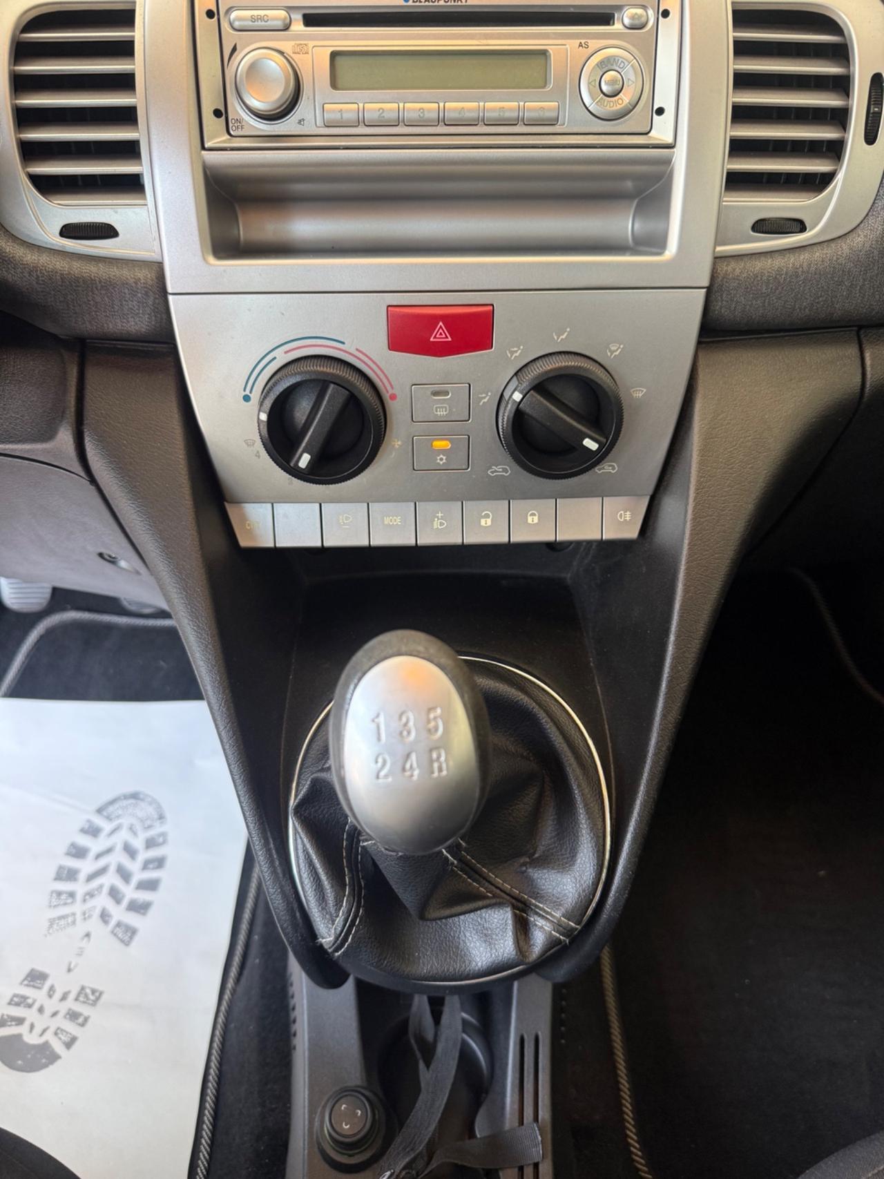 Lancia Ypsilon 1.4 Platino Ecochic GPL