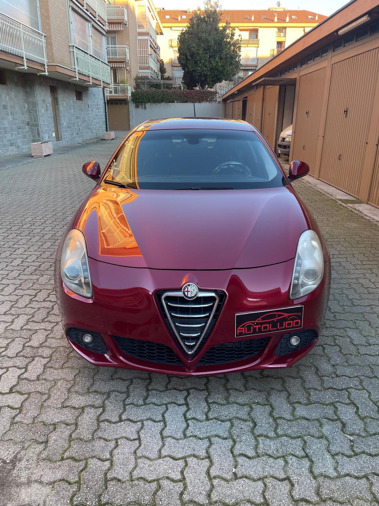 Alfa Romeo Giulietta 1.6 JTDm-2 105 CV Distinctive