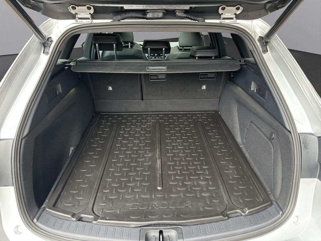 Toyota Corolla Touring Sports 2.0h Style cvt