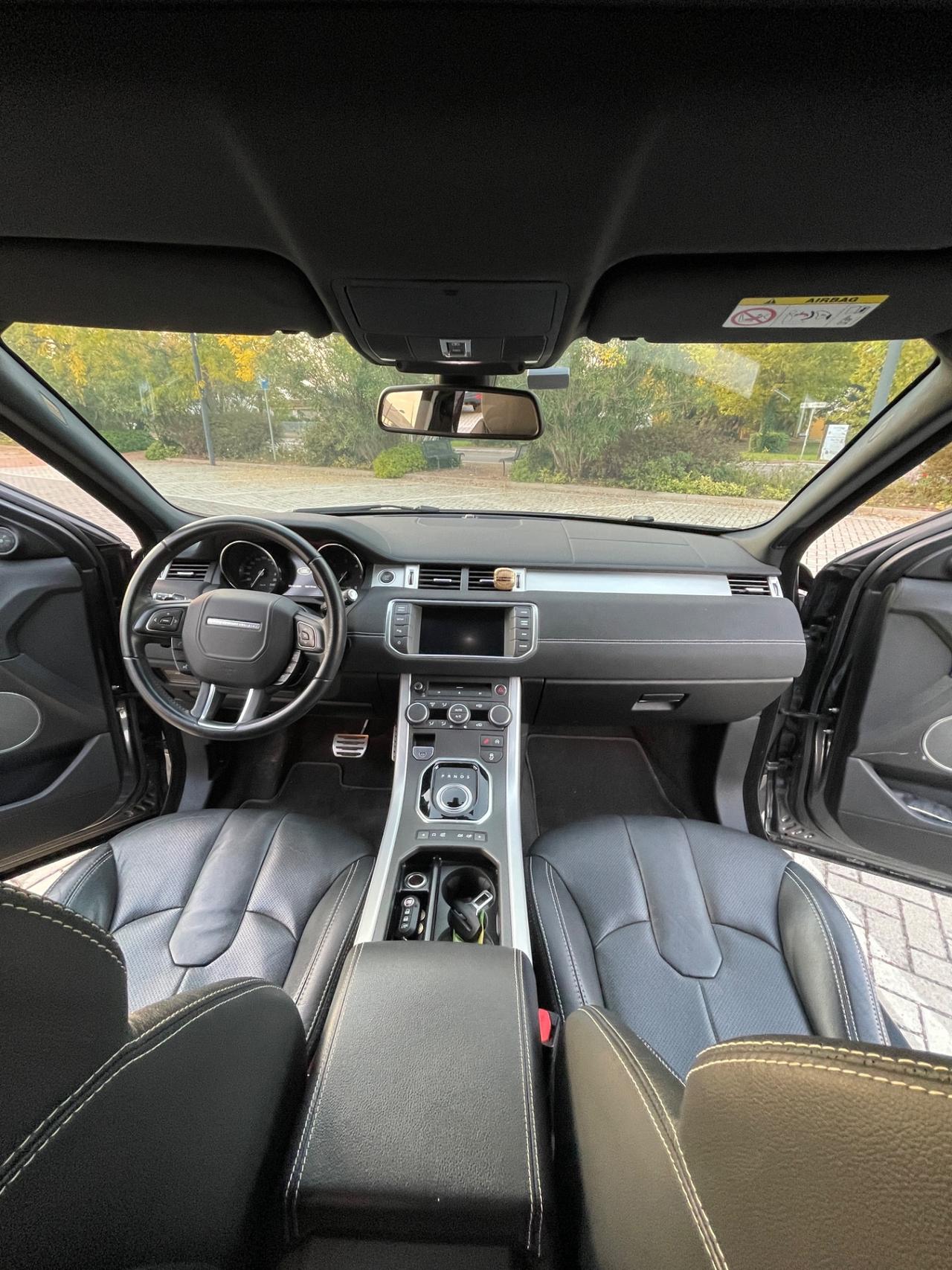 Land Rover Range Evoque 2.2 TD4 5p. British Edition Dynamic