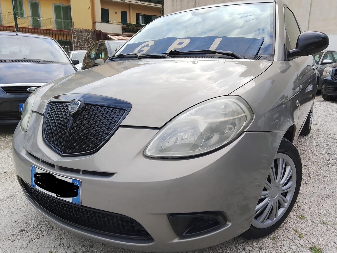 Lancia Ypsilon 1.4 Oro Ecochic GPL Anno 2010