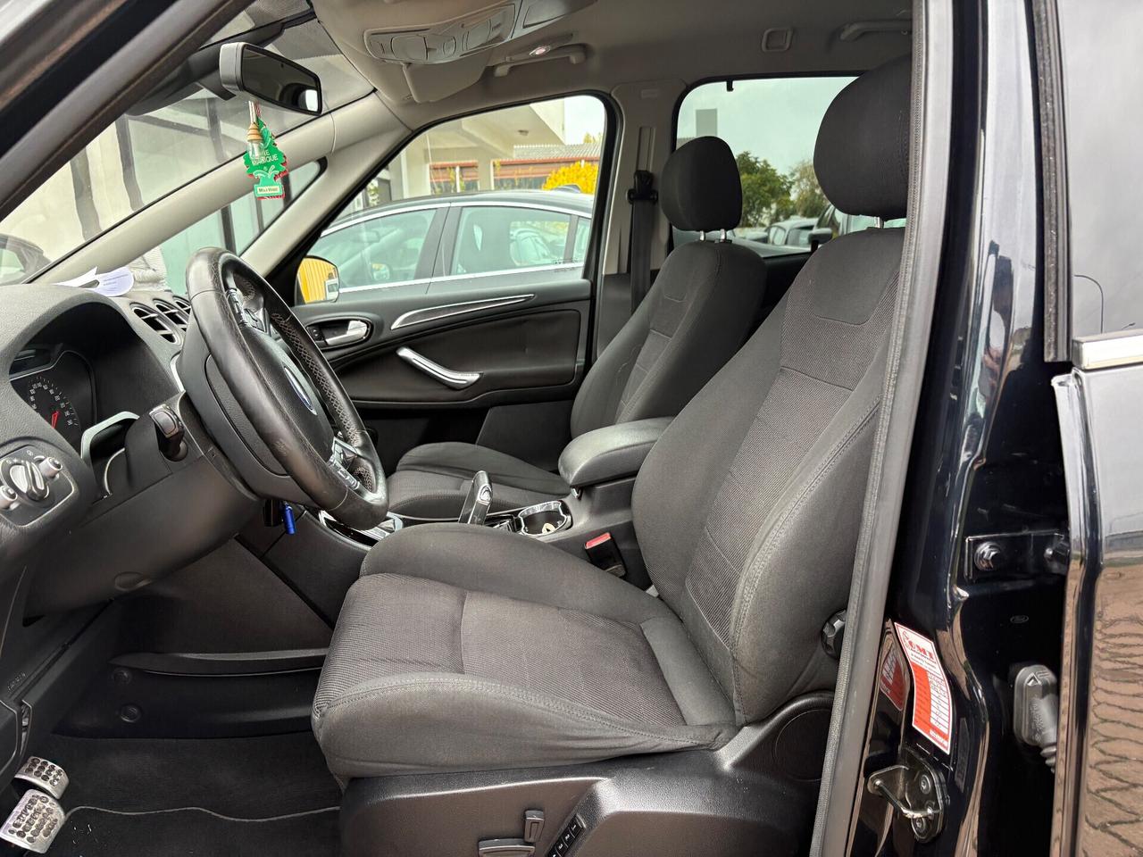 Ford S-Max 2.0 TDCi 140CV Powershift 7 posti Business Nav