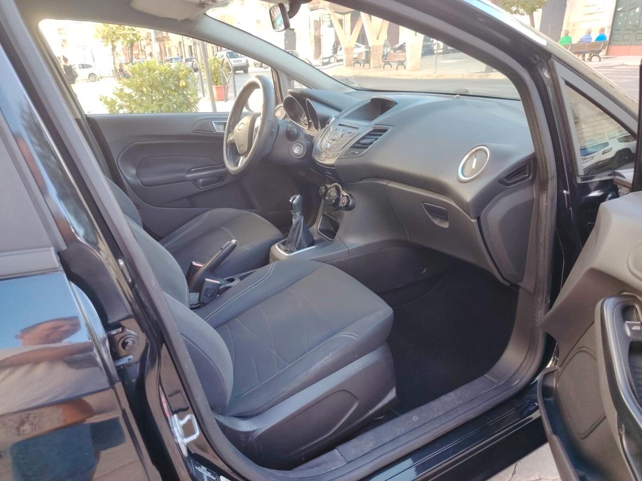Ford Fiesta 1.4 5 porte Bz.- GPL Business