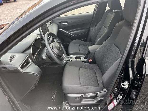 Toyota Corolla Cross 2.0 Hybrid 197 CV E-CVT ...