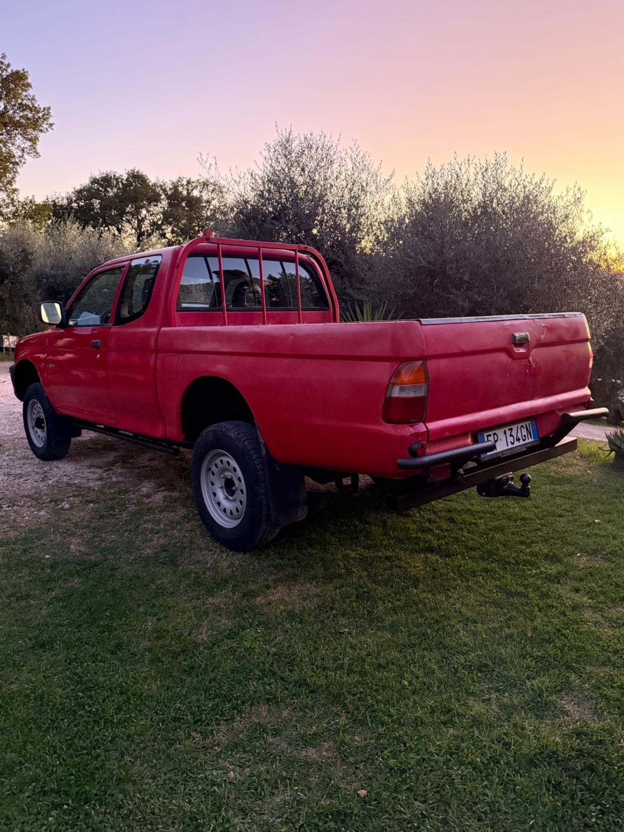 Mitsubishi L200 2.5 TDI 4WD Club Cab Pup. GLS Targ.