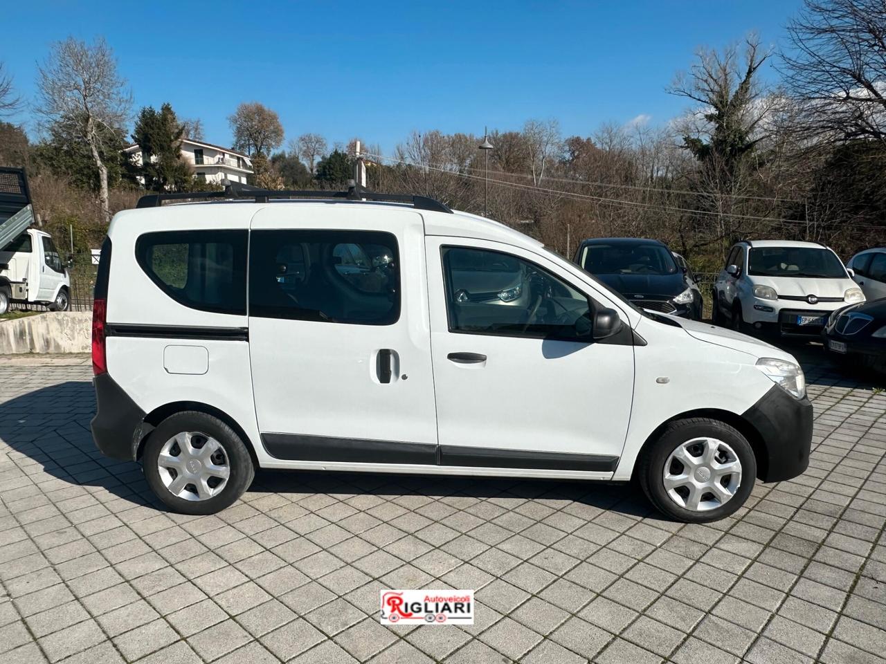 Dacia Dokker 75CV Lauréate Family - Anno 2016 - 5 posti