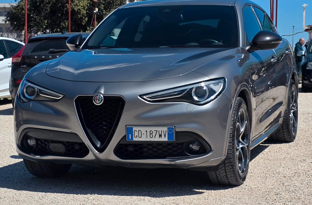 Stelvio Q4 VELOCE - 2.2 Td 210cv AT8