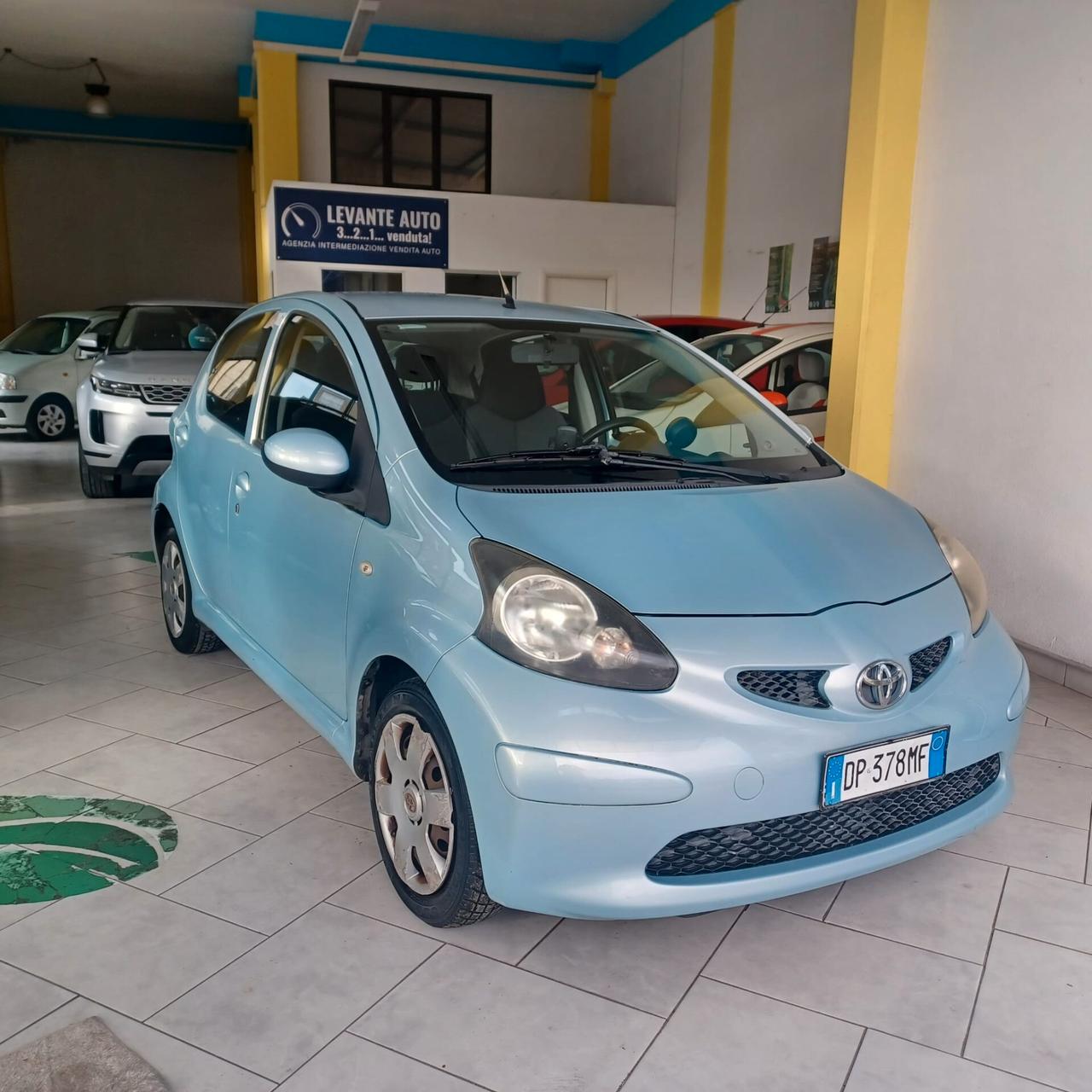 100248KM AYGO 1.0 NEOPATENTATI ECONOMICA