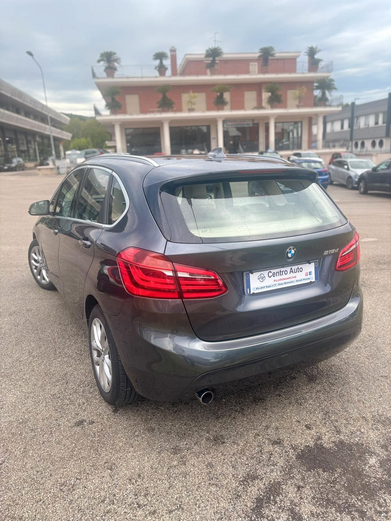 Bmw 2er Active Tourer 218d Luxury