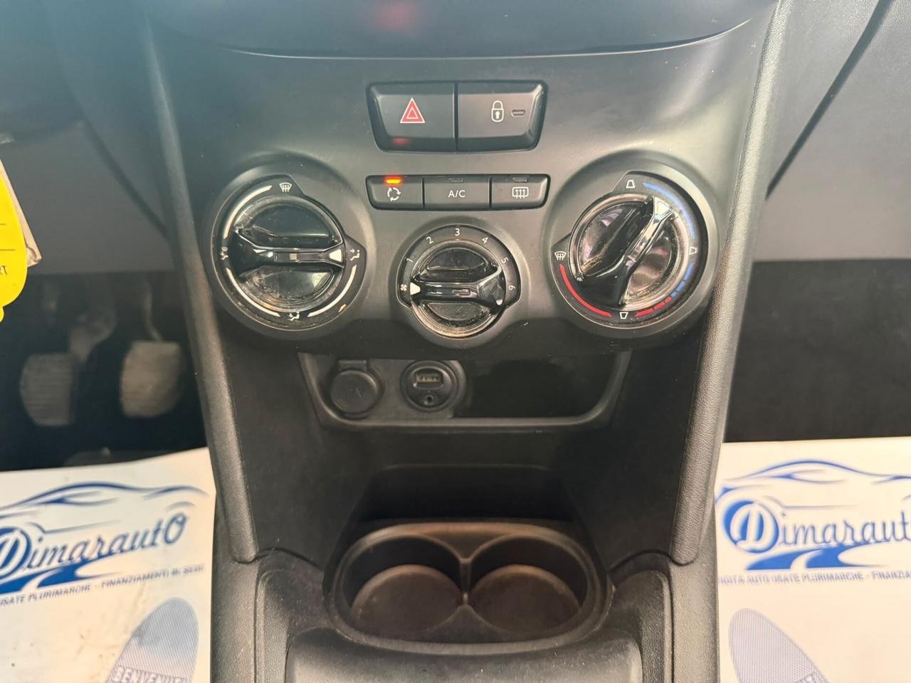 PEUGEOT 208 1.2 BENZINA 114.000 KM 2017