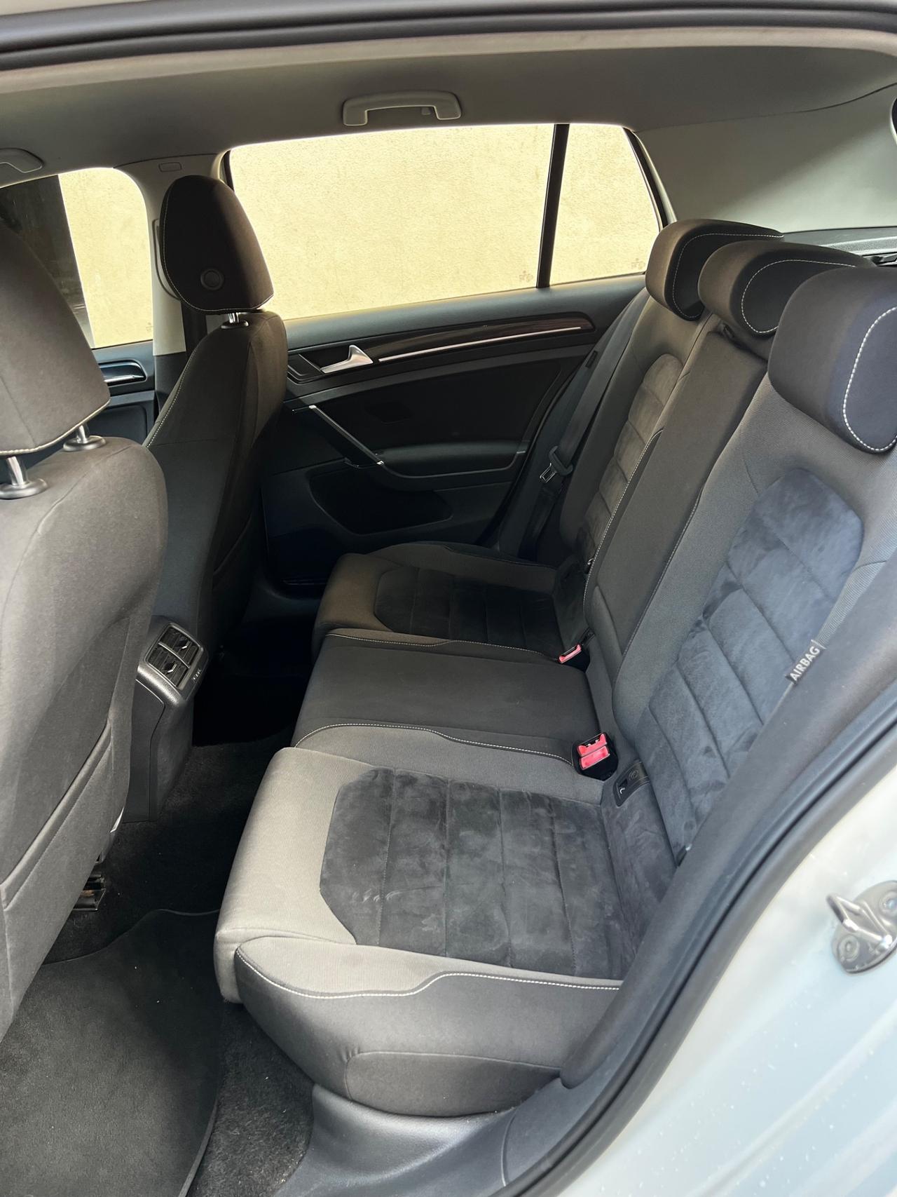 Volkswagen Golf 7 2.0 TDI 150 CV High line
