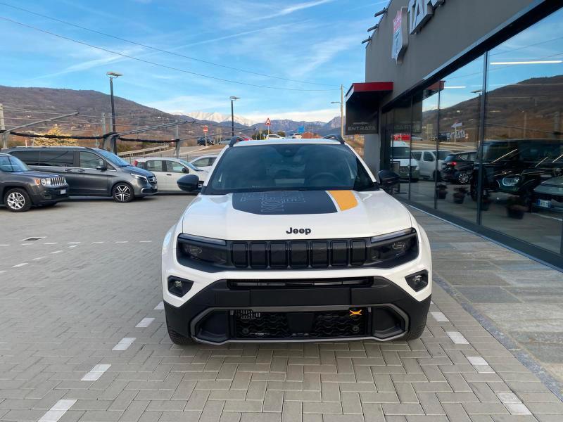 Jeep Avenger 1.2 turbo e-hybrid mhev The North Face 4xe 145cv edct6