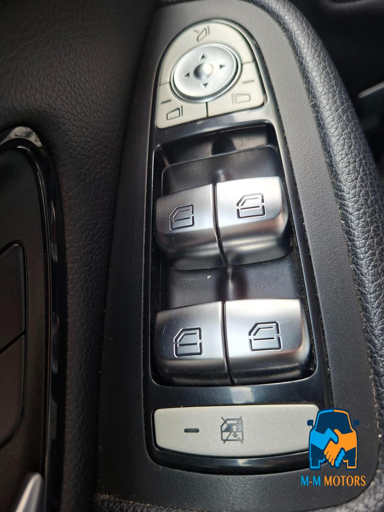 Mercedes-Benz GLC 220 D 4 MATIC premium + tetto apribile