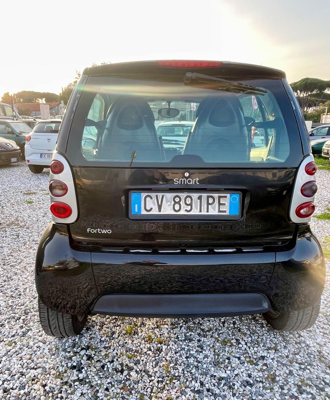 Smart ForTwo 700 coupé pure (45 kW)