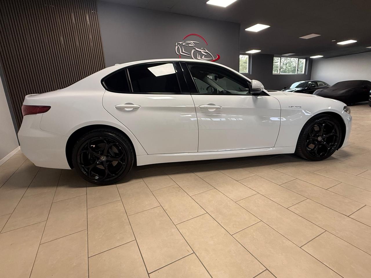 Alfa Romeo Giulia 2.2 Turbodiesel 210 CV AT8 AWD Q4 Veloce