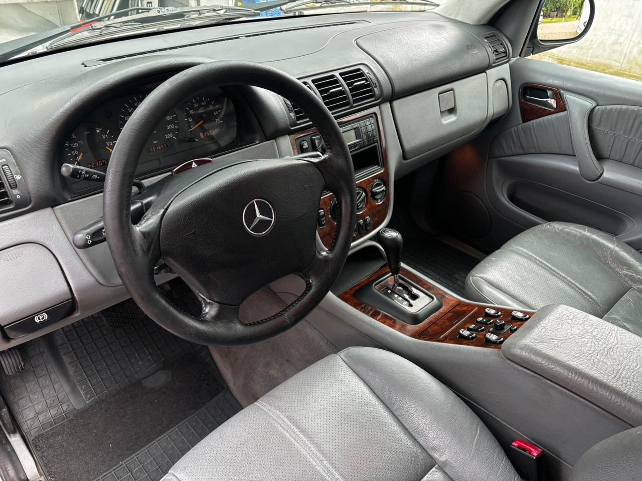 Mercedes-benz ML 320 AUT. GPL 7 POSTI ISCRITTO ASI BOLLO RIDOTTO ASSICURAZIONE STORICA UNICO PROPRIETARIO BELLISSIMO