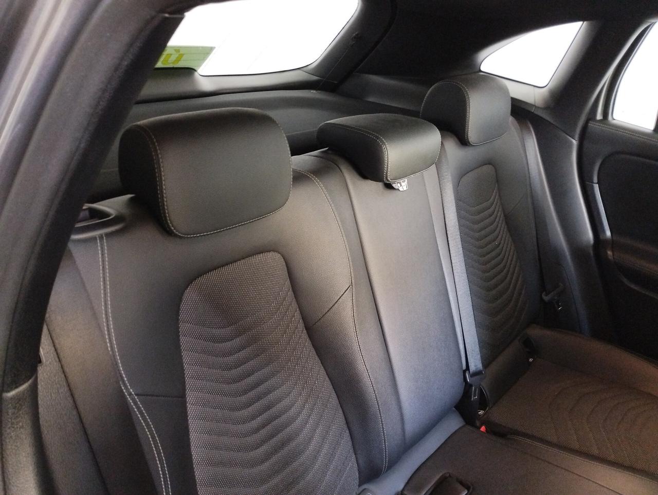 Mercedes-benz GLA 200 d Automatic 4Matic Sport Plus