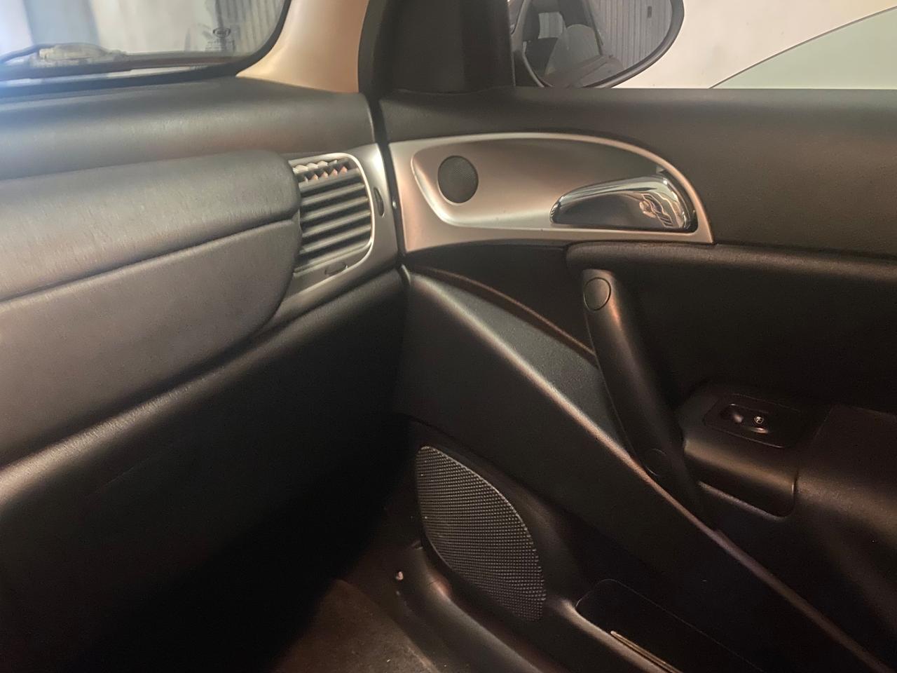 Lancia Ypsilon 1.2 Oro
