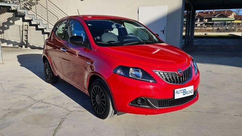 Lancia Ypsilon 1.2 69 CV 5 porte GPL Ecochic Silver